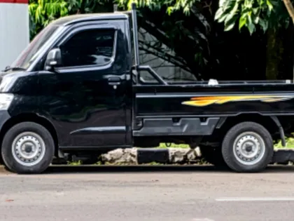 Kendaraan operasional pick up